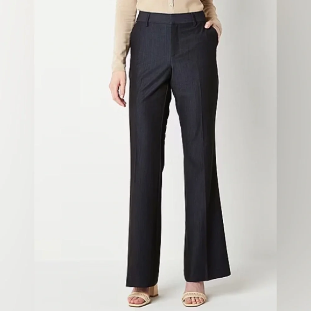 Worthington Womens Mid Rise Flare Workwear Pant Size 18 Petite NWT